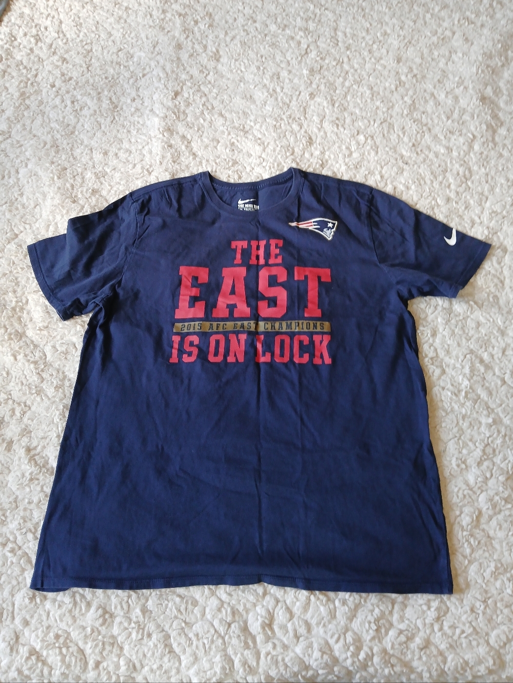 Nike New England Tshirt Mens Extra Large Blue Graphic.